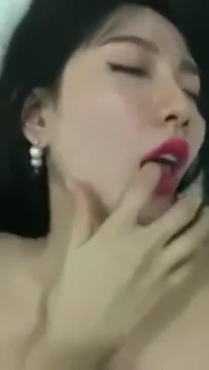 气质贵气少妇实在诱人 预览截图 4