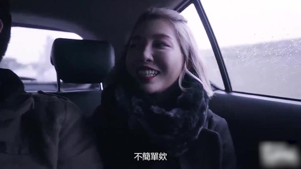 天美传媒 32D小支马狐媚娘_魅惑初登场_写真女郎来了 预览截图 1