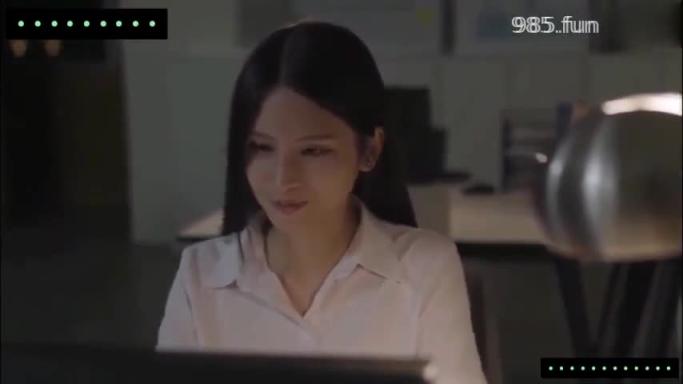 办公室极品黑丝御姐o女秘书上班期间与领导潜规则 预览截图 1