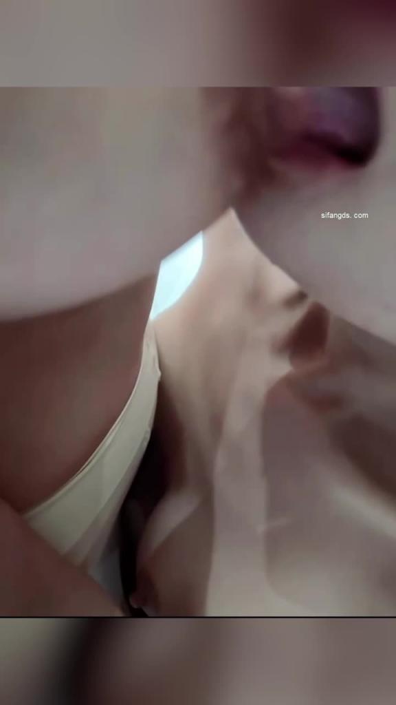 超级炸裂重磅作品!尺度进化的这么大了!林幼一与谭小灵两位大胸嫩模 预览截图 7