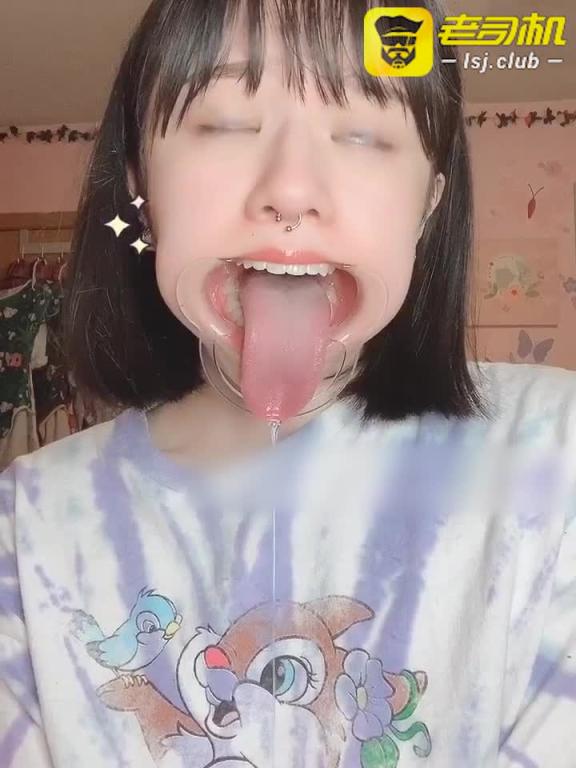 可爱少女深喉挑战扩嘴器极限快感#puppiloli 预览截图 7