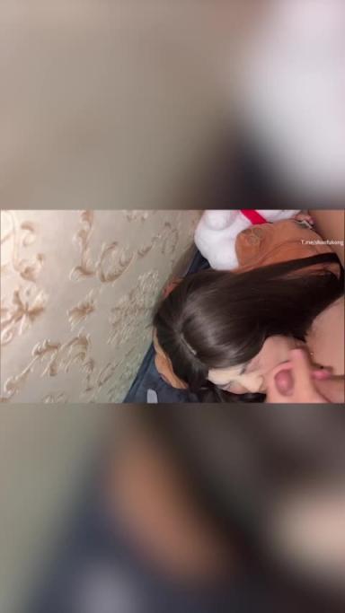【小编推荐】 第一弹!艺术学院高颜美女出租房被四眼男友各种玩肏喷水,已经被调教成反差母狗 预览截图 12