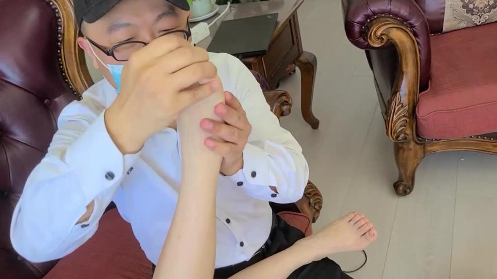 【一往情深】女反派 (5)换装的诱惑 预览截图 3