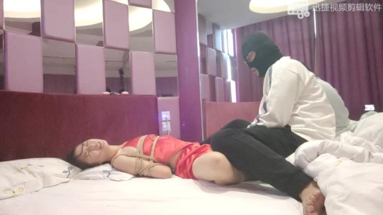 【足利茶茶丸】人妻的噩梦 预览截图 4