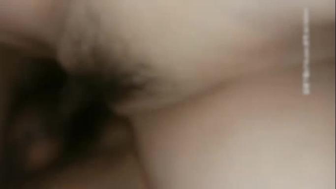 疯狂的6P换妻大战身材非常不错的老婆们性欲很强轮换着操1 预览截图 2