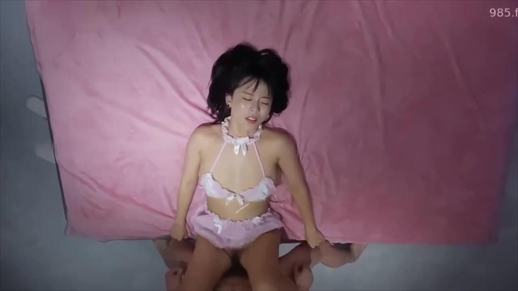 【约炮极品女神】脱衣前后反差巨大,叫声可射! 预览截图 9