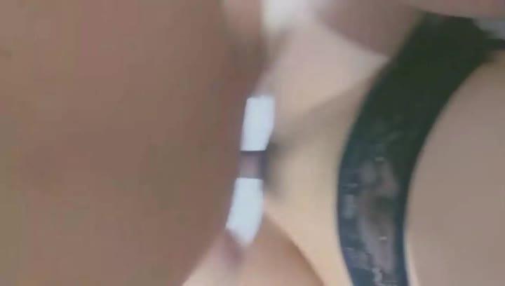 00后小情侣情人节开房记录做爱 上 预览截图 3