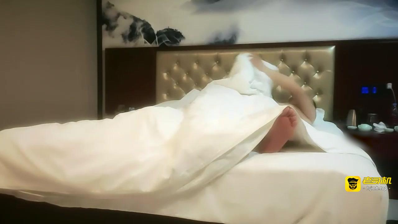 探探勾搭良家人妻嘴大的女人口活确实好 预览截图 7