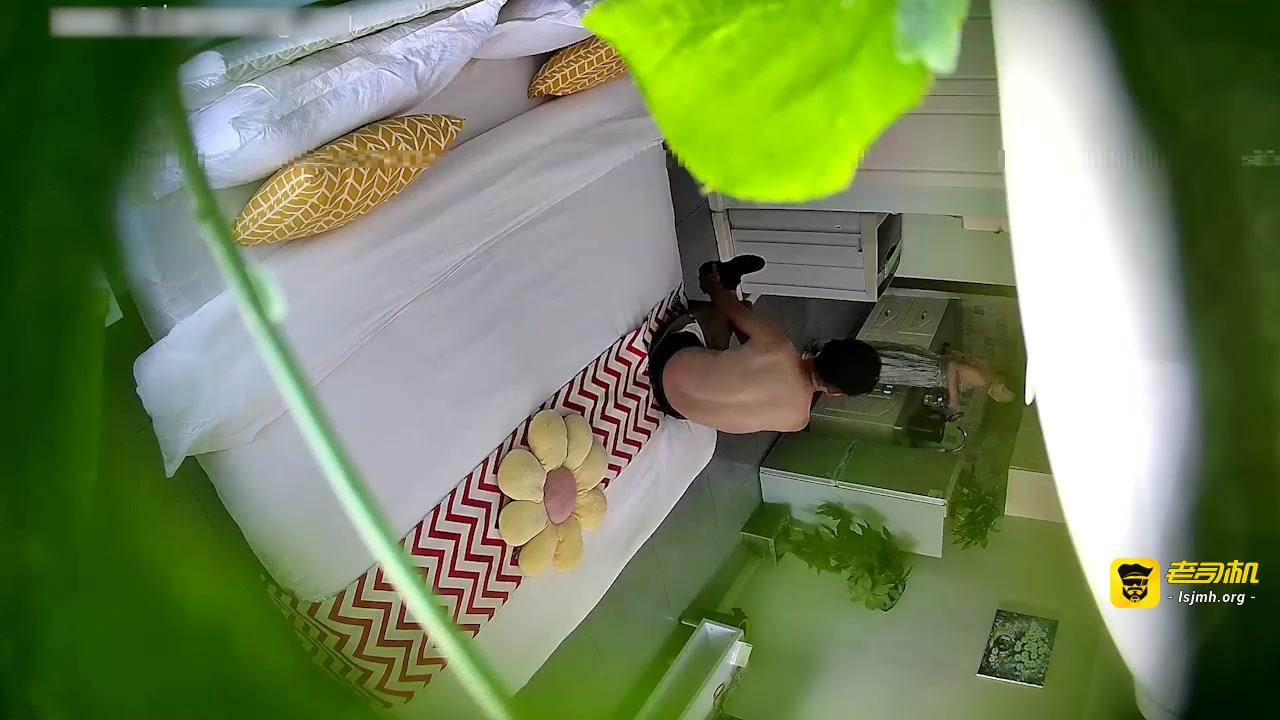 1-老公无法满足性欲的少妇偷情闺蜜老公，奸夫鸡巴虽小但很猛 预览截图 4