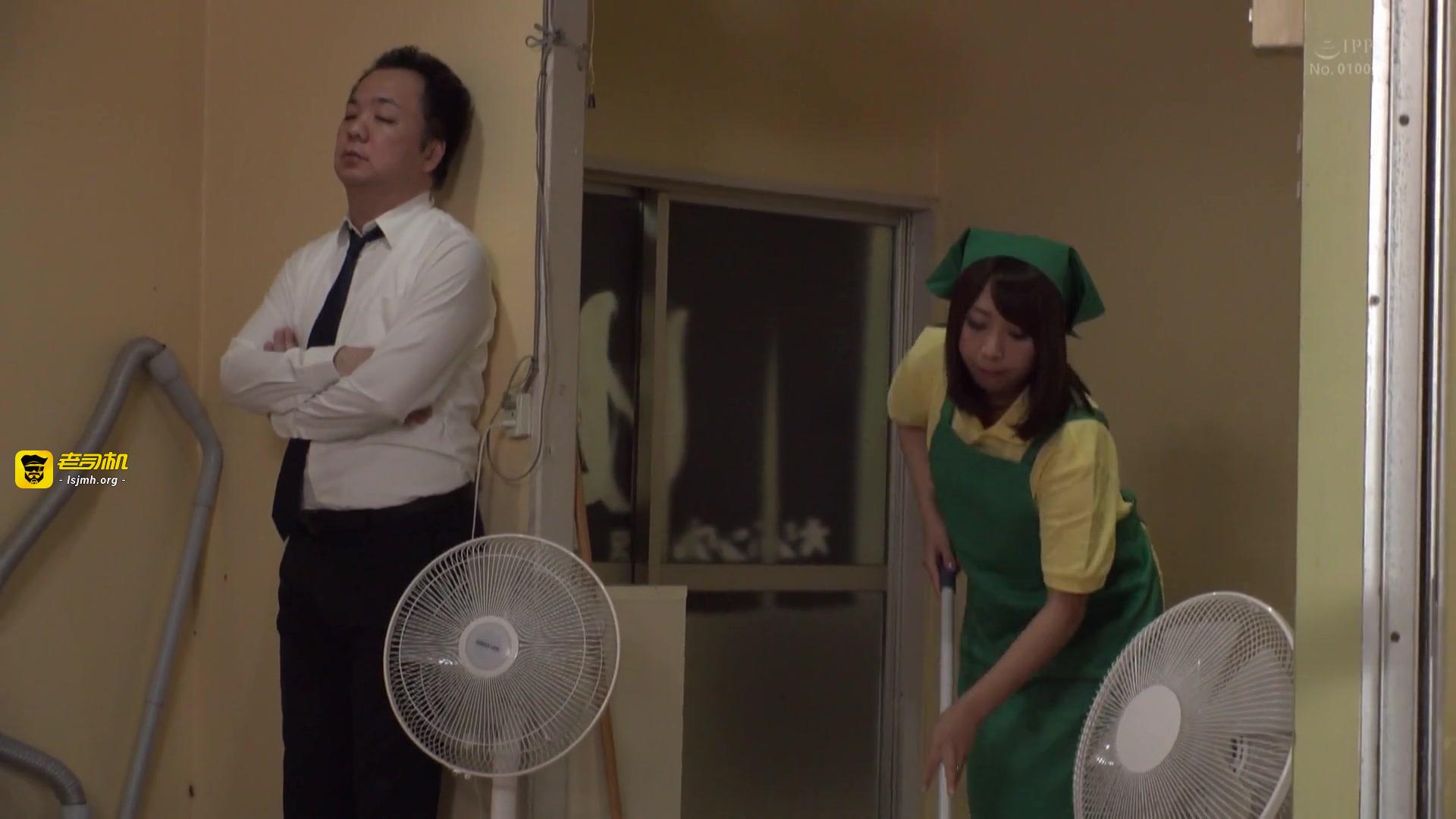 绝伦店长录取巨乳人妻性骚扰还中出 1 DANDY-612 预览截图 5