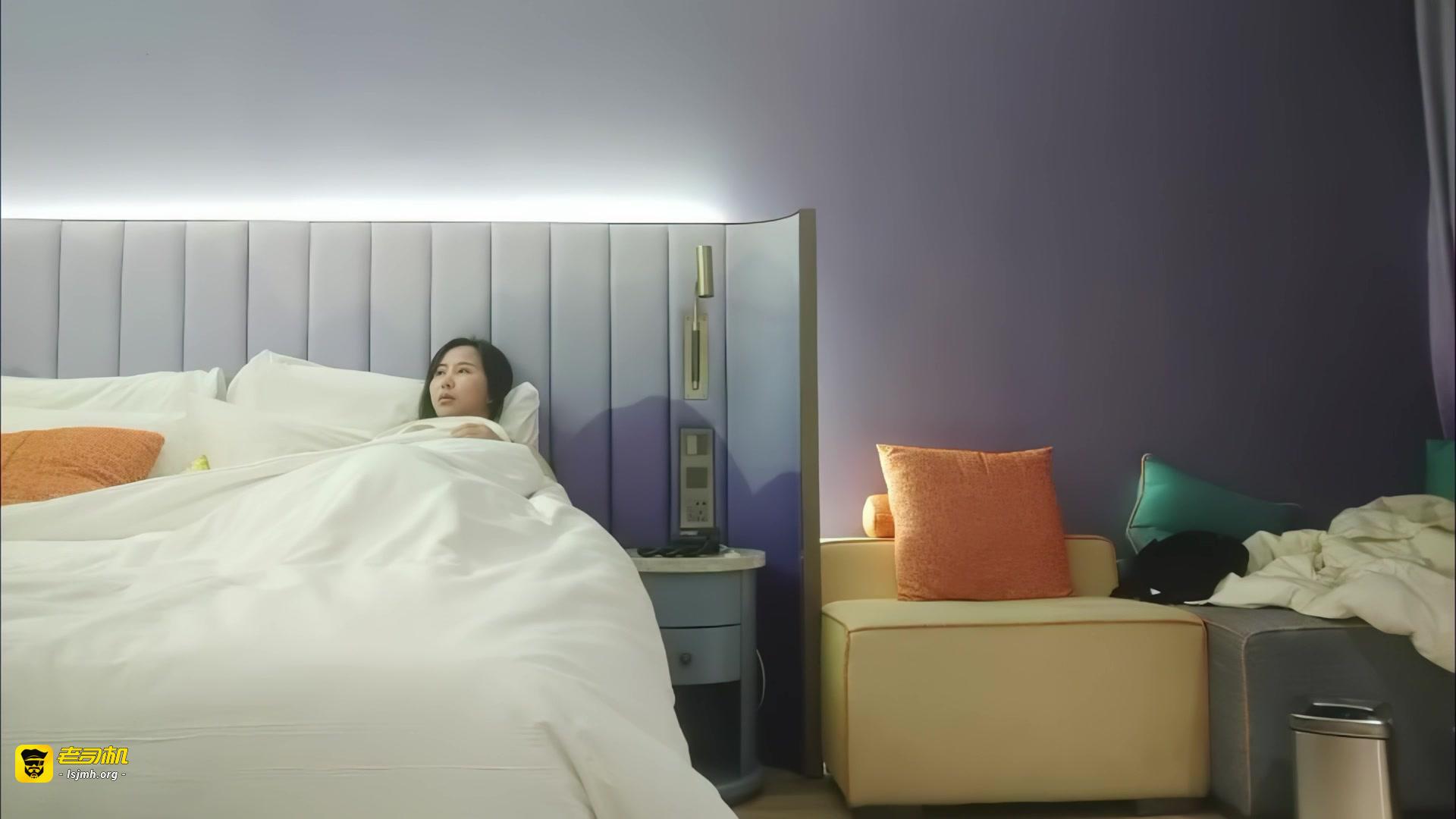 【利哥探花】之内射会计女加钟场九次高潮干到爽,想让利哥做男友 预览截图 3
