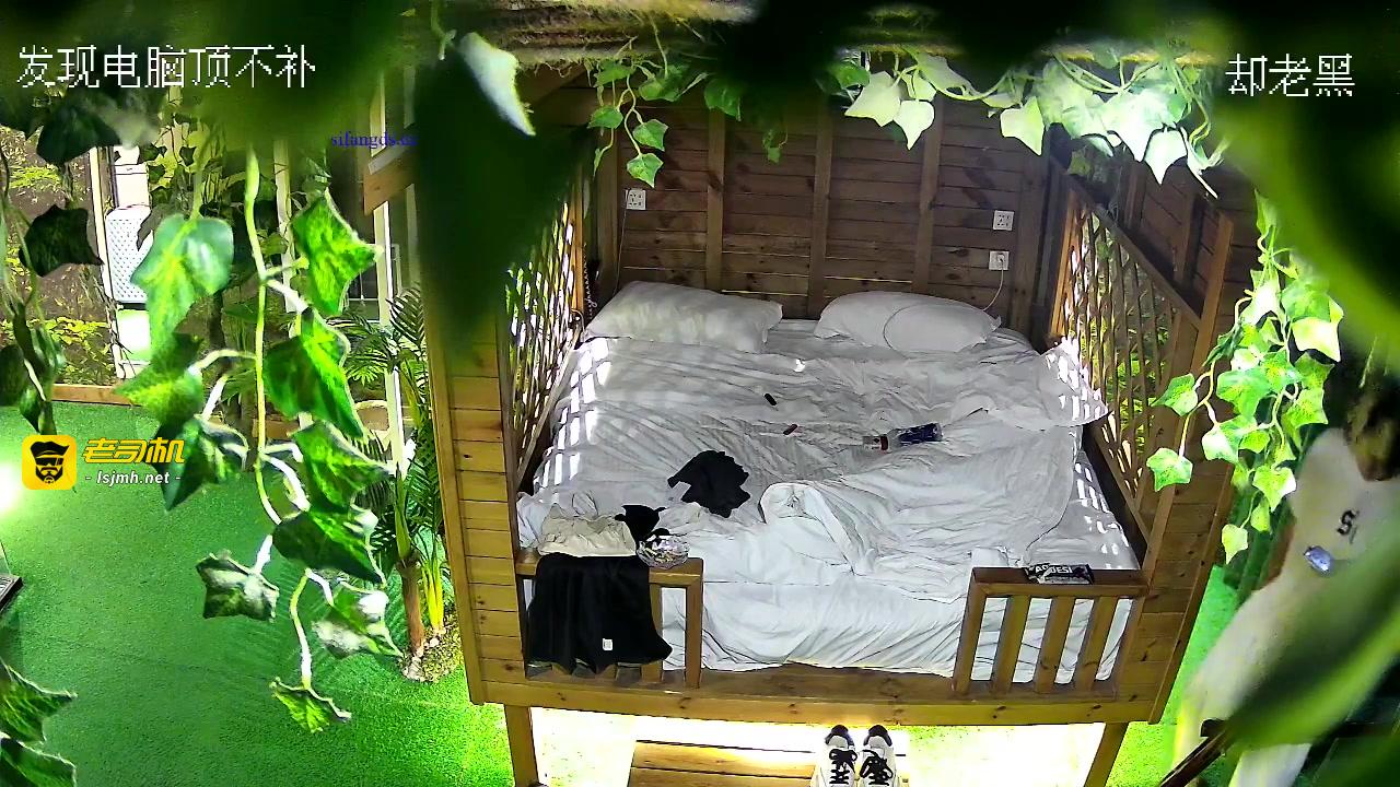 2-偷拍精品 黄毛这玩得太过分了干了一个特别畜生的事情把女友弄哭了 预览截图 3