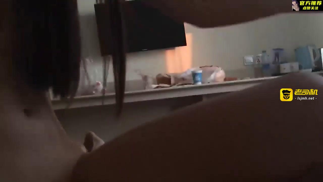 【性奴校花门】小骚货急的扶着肉棒送进骚穴爽的哭喊 预览截图 3