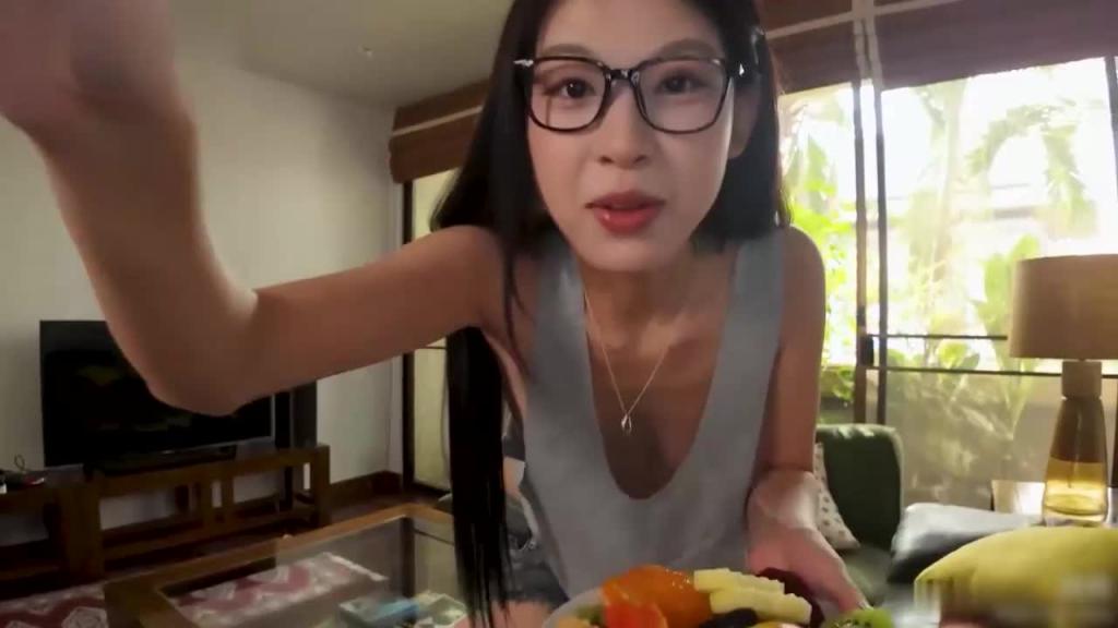 情人节百合姊妹丼 逆NTR背德诱惑 预览截图 1