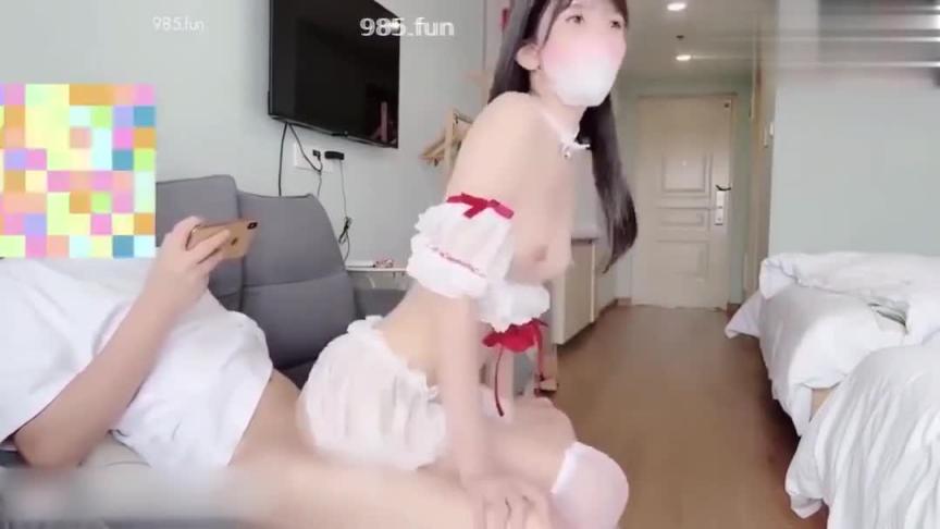 淫荡女仆榨精白虎嫩穴主动坐桩榨精 预览截图 5