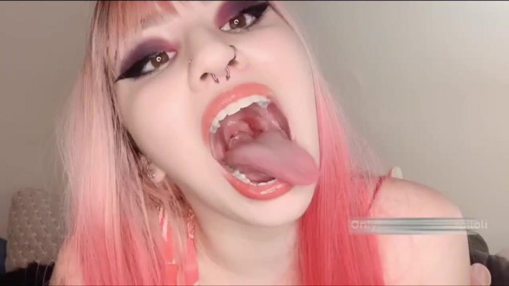 橘色紧身衣下的妩媚舌戏诱惑之夜#puppiloli 预览截图 7