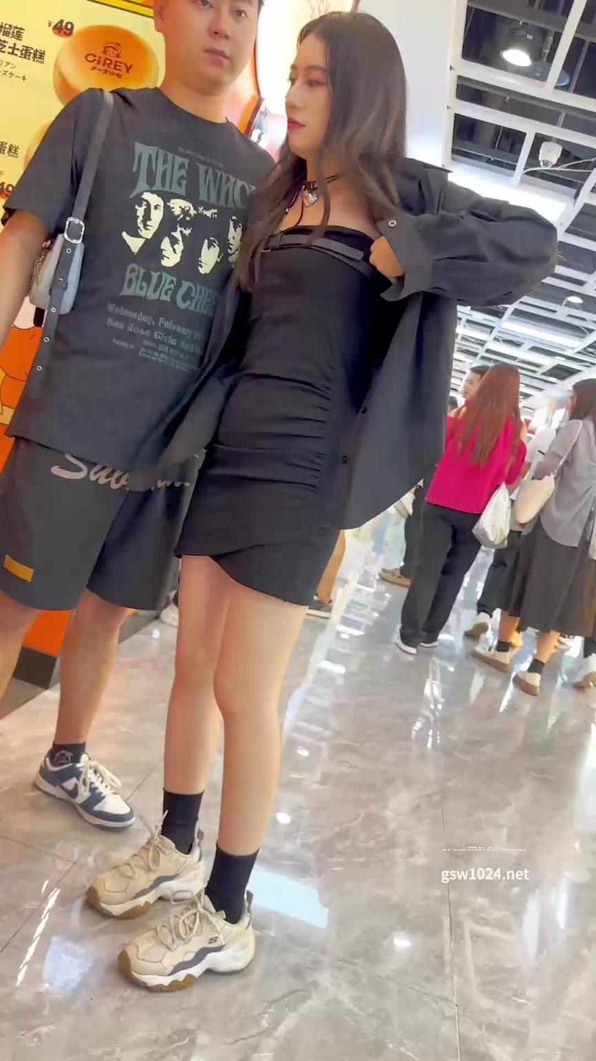 黑暗系女孩内裤是纯白的净土 预览截图 1