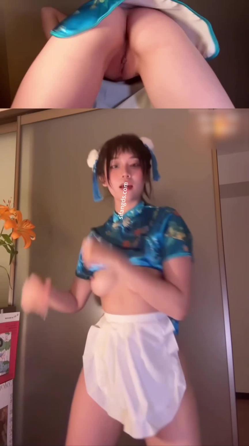 下空美少女超扭大跳骚舞 预览截图 3