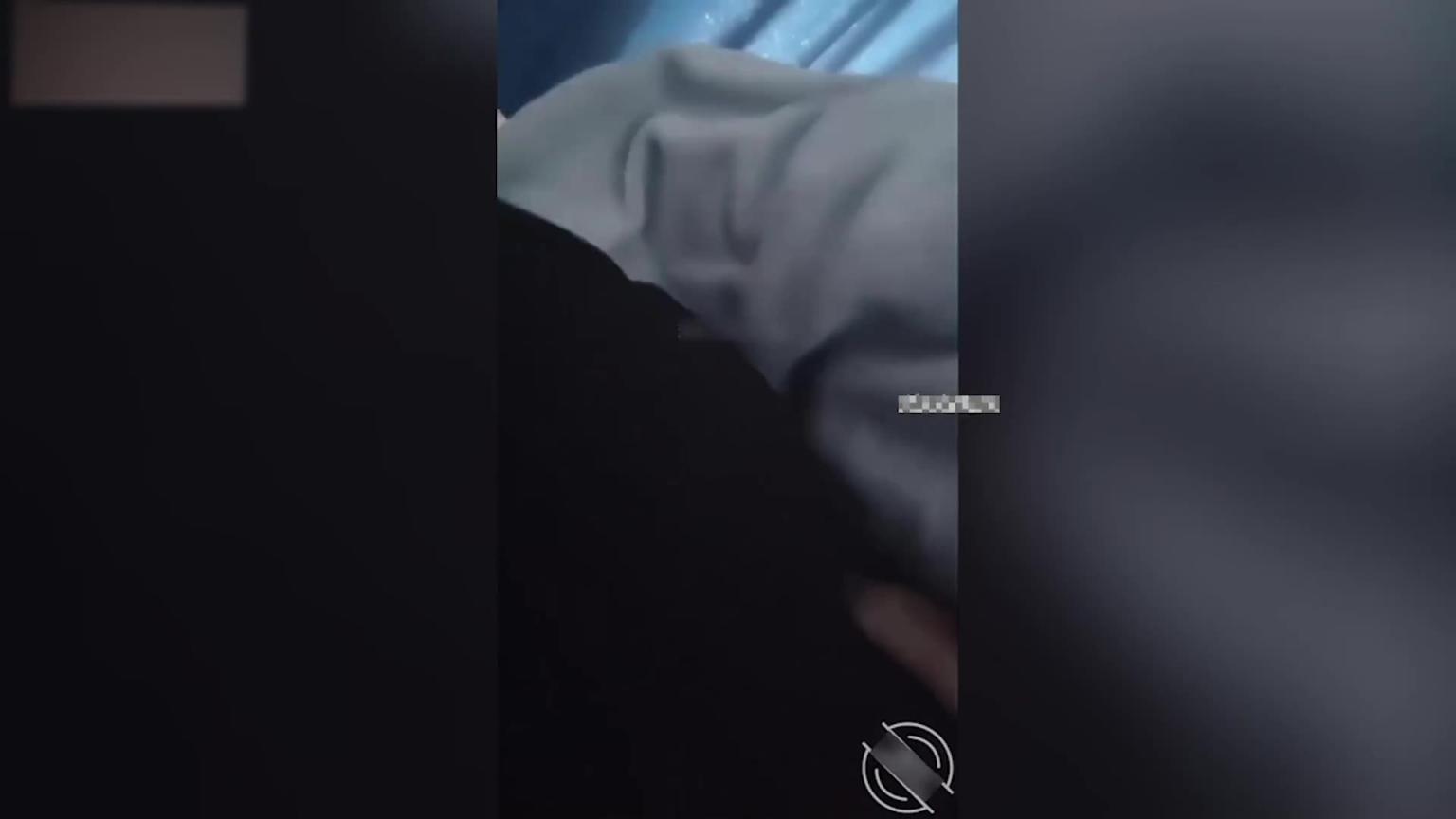【姐弟乱伦】姐弟乱伦黑丝大长腿姐姐诶勾引体育生弟弟反被操 预览截图 4