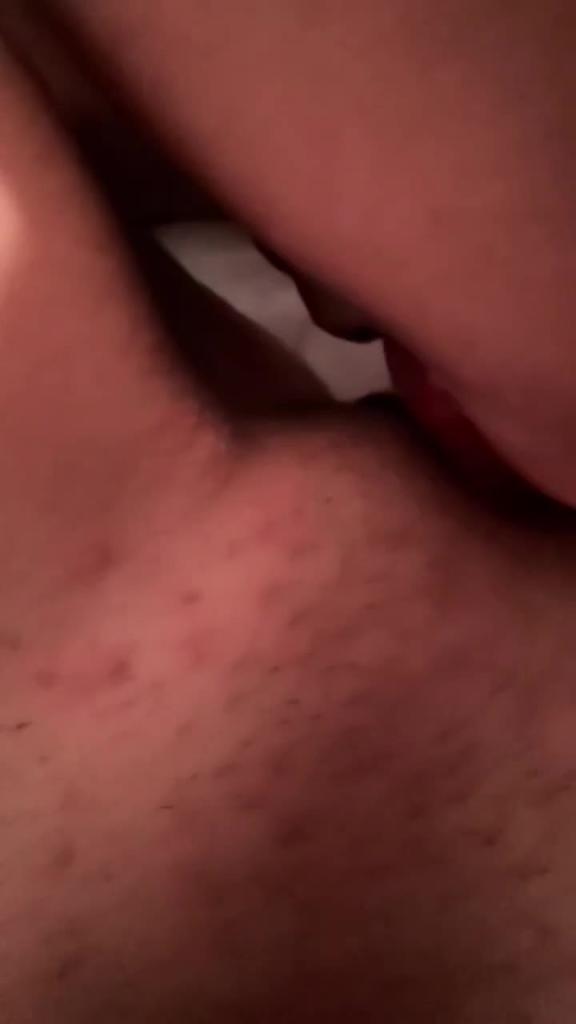 约个小奶御姐操一波,黑丝小奶内衣和爽到隐忍的表情真让人上瘾 预览截图 3