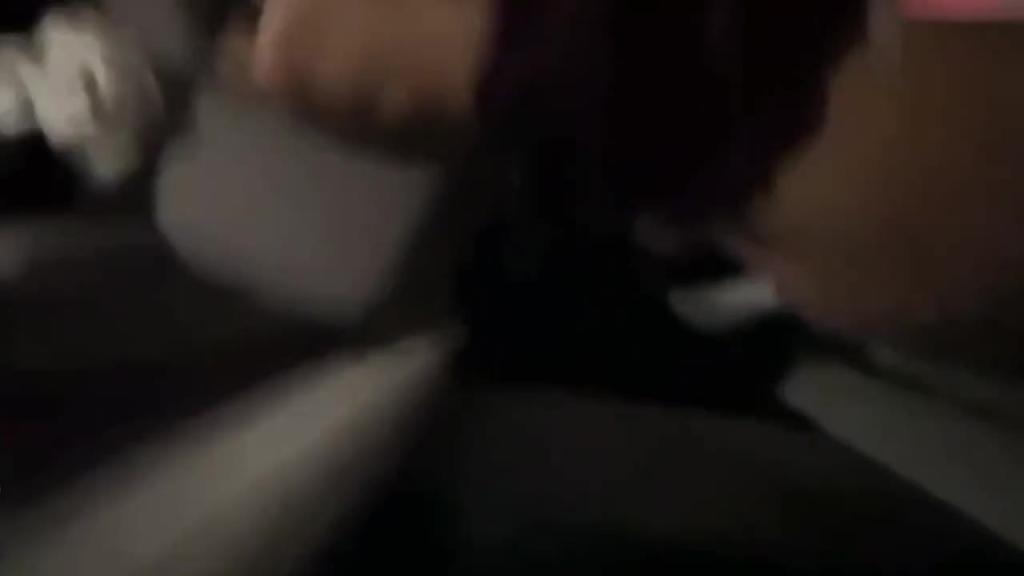 高中妹妹被哥哥威胁无套内射,圆润大奶被揉捏马甲线都被操出来了 预览截图 11