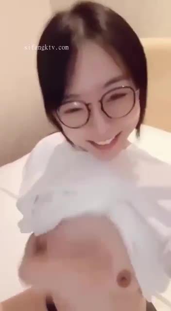 【前女友系列】清纯的外表下 是个饥渴的御姐 预览截图 11