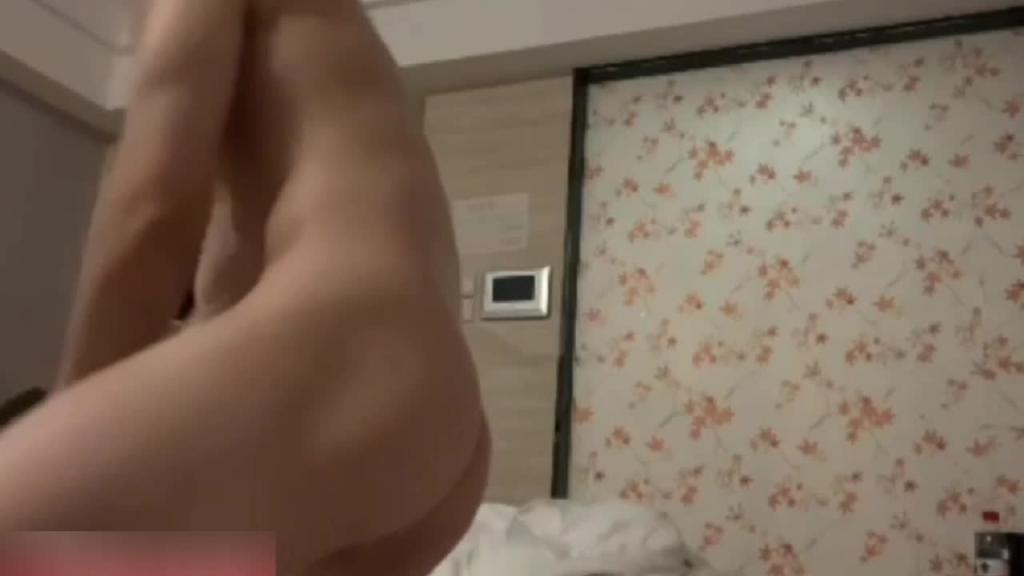 约啪极品网红黑丝制服诱惑 预览截图 9
