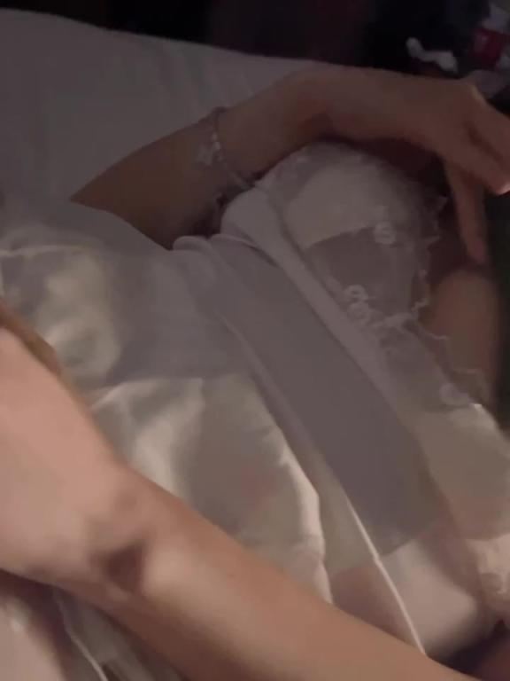 早晨隔壁有个情欲巨乳神忍的住 预览截图 10