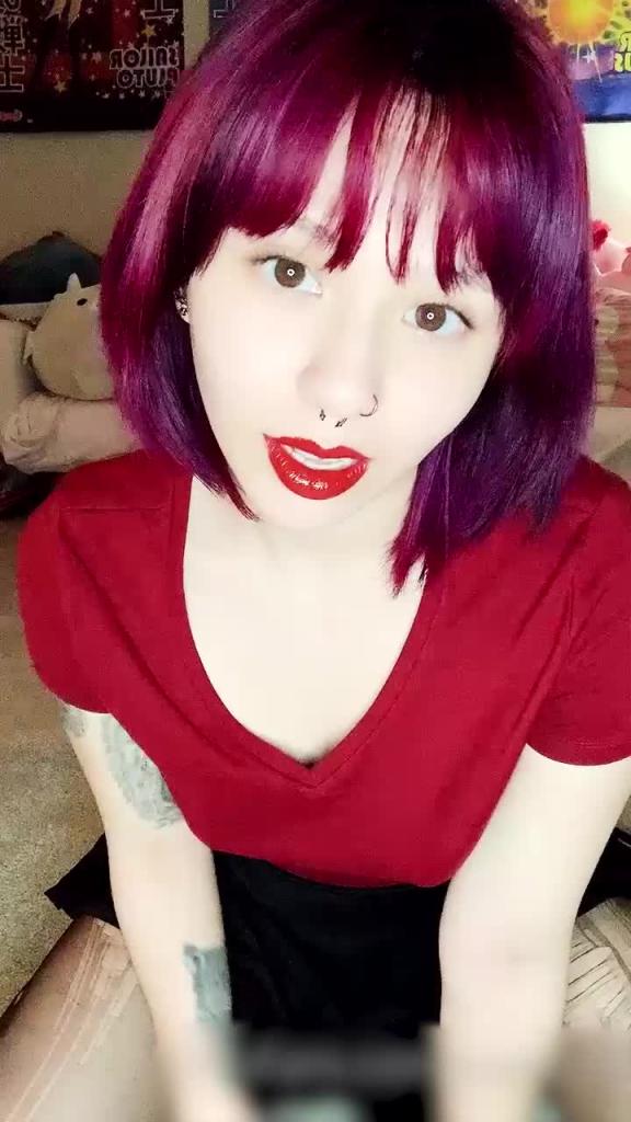 诱惑红衣短裙下的秘密调教#puppiloli 预览截图 2