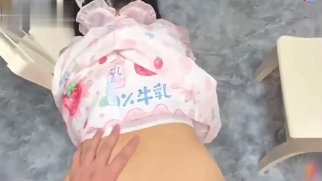 「父女乱伦」内射女儿一股浓浓白浆 预览截图 12