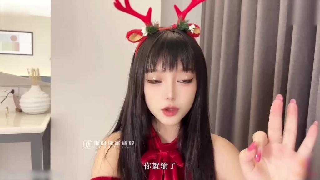 【超人气❤️美少女】欲梦✨超美圣诞特辑线下约啪 足交调教寸止射精瞬间 爽到窒息骚语催精爆操狂射女神 预览截图 2
