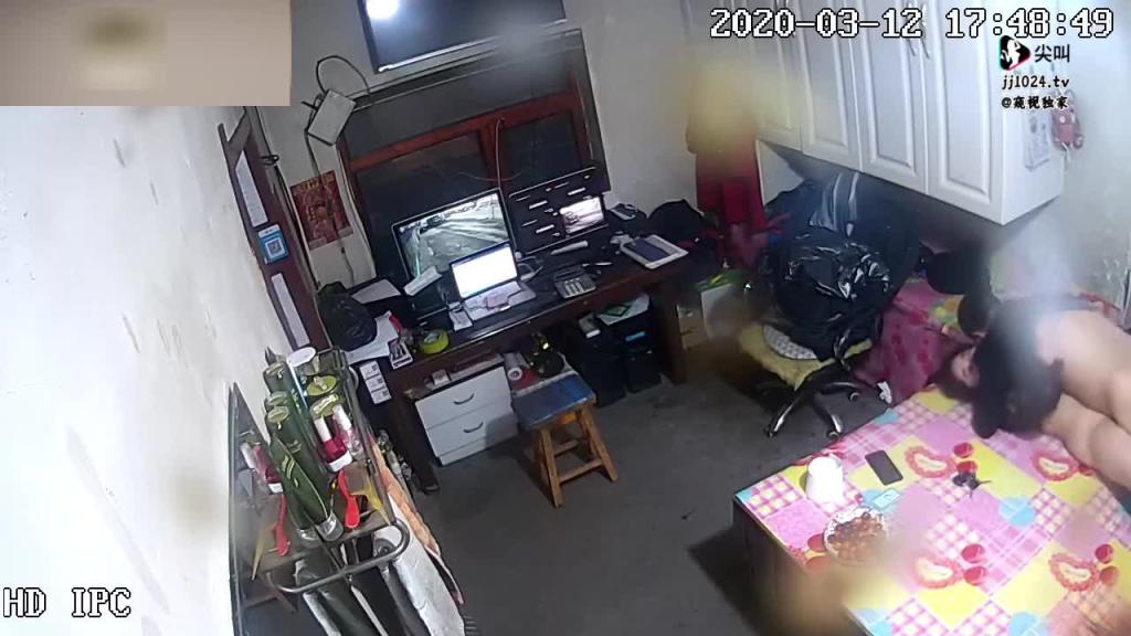 父亲忘着性感的女儿把许久压抑的欲望一下子爆发出来 预览截图 6