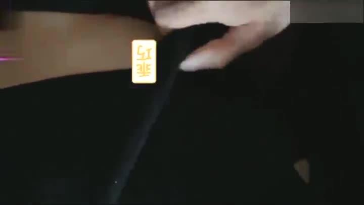 最新流出东北真实大神和嫂子疫情家中碰巧隔离到一起控制不住乱伦,和嫂子在家隔离微信勾引嫂子喝点酒把嫂子上了。② 预览截图 11