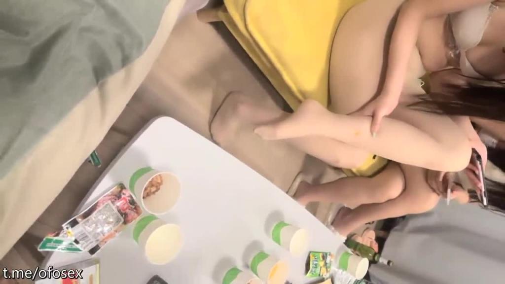 【换妻探花】,3男3女群P淫乱,护士小姐姐参与战斗,叫床声此起彼伏,视觉盛宴震撼推荐 预览截图 2