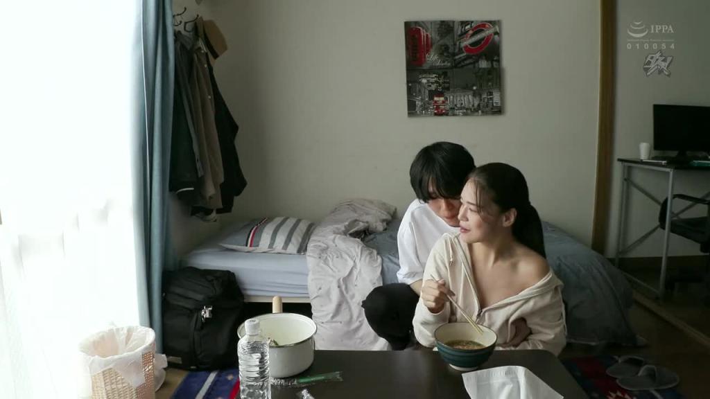 如果我女朋友外出旅行时我和隔壁女士发生了三天性关系怎么办? DASS-434 预览截图 8