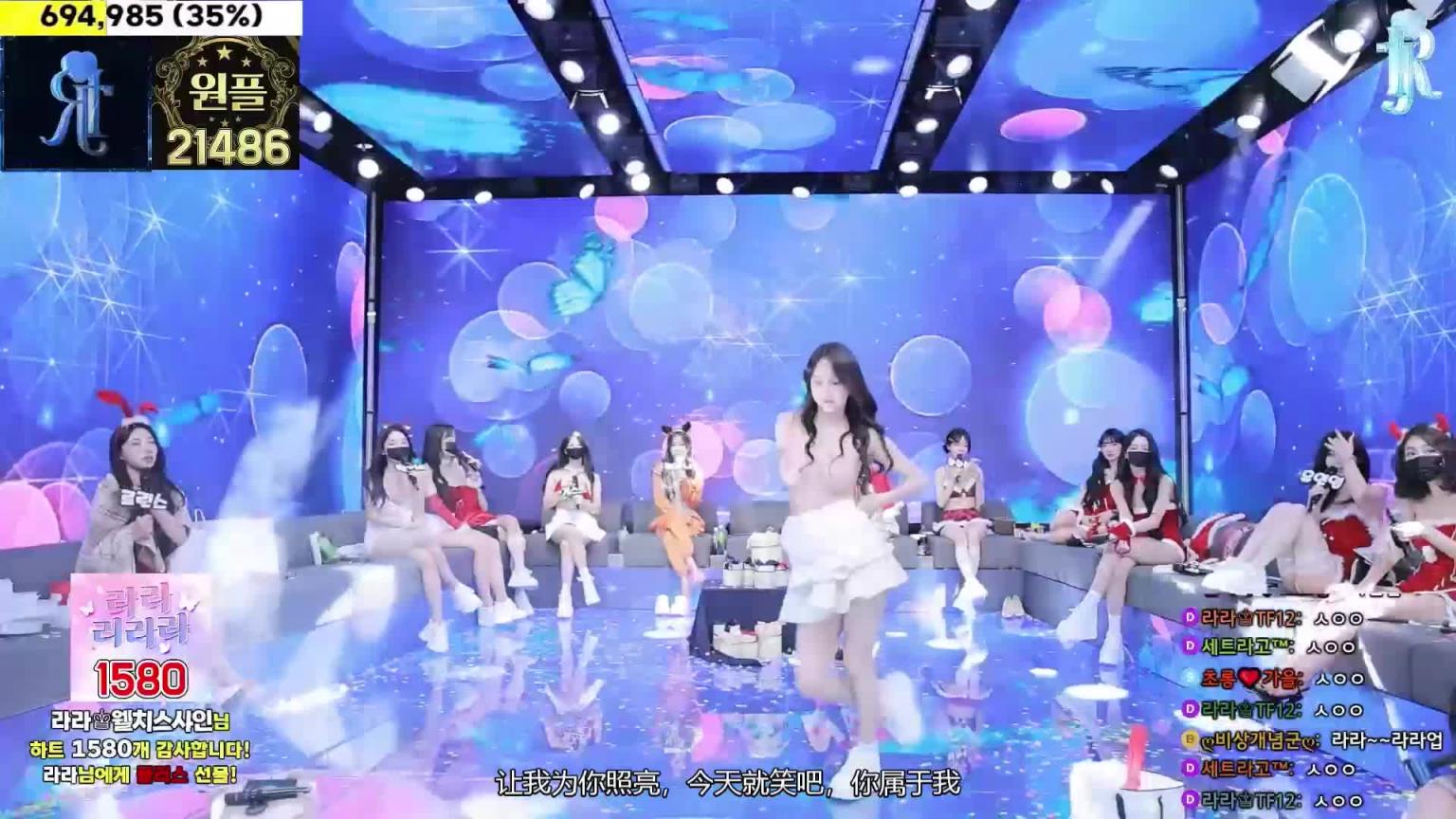 恳请哥哥们观看的骚气制服性感热舞♥PART2 预览截图 11
