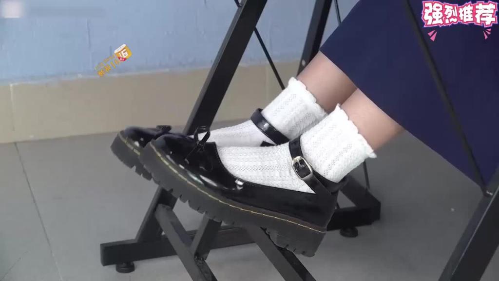❤️足艺❤️公主棉袜白袜裸足写真 预览截图 1