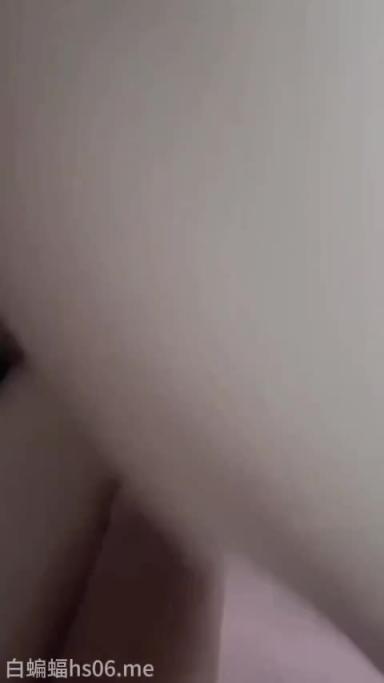 黑丝禁忌姐弟出租屋丝袜制服激情乱伦无套抽插直接把姐姐干高潮了 预览截图 2