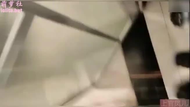 【KTV轮奸】女孩被操到屁眼外翻,扔KTV就走了② 预览截图 6