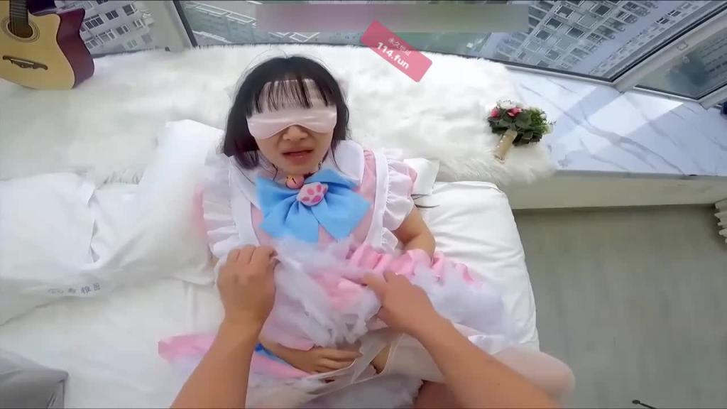 【萝莉母狗】肥猪主人爆虐淫荡马尾萝莉 白丝翘臀 口交主人大鸡收 翘起屁股挨操 内射白虎骚逼 预览截图 3