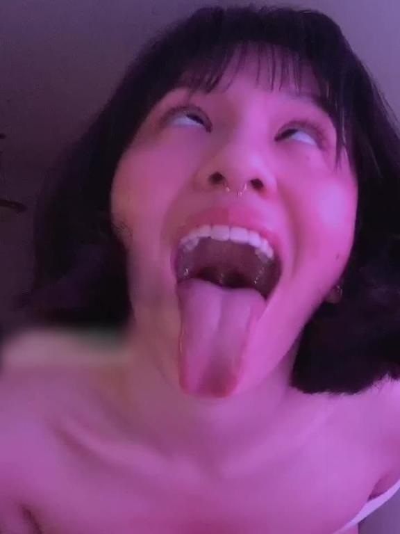 清纯兽耳小猫咪吐舌漏胸大胆勾引#puppiloli 预览截图 9