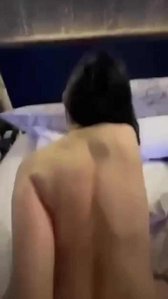 与炮友一夜情操到很爽 预览截图 9