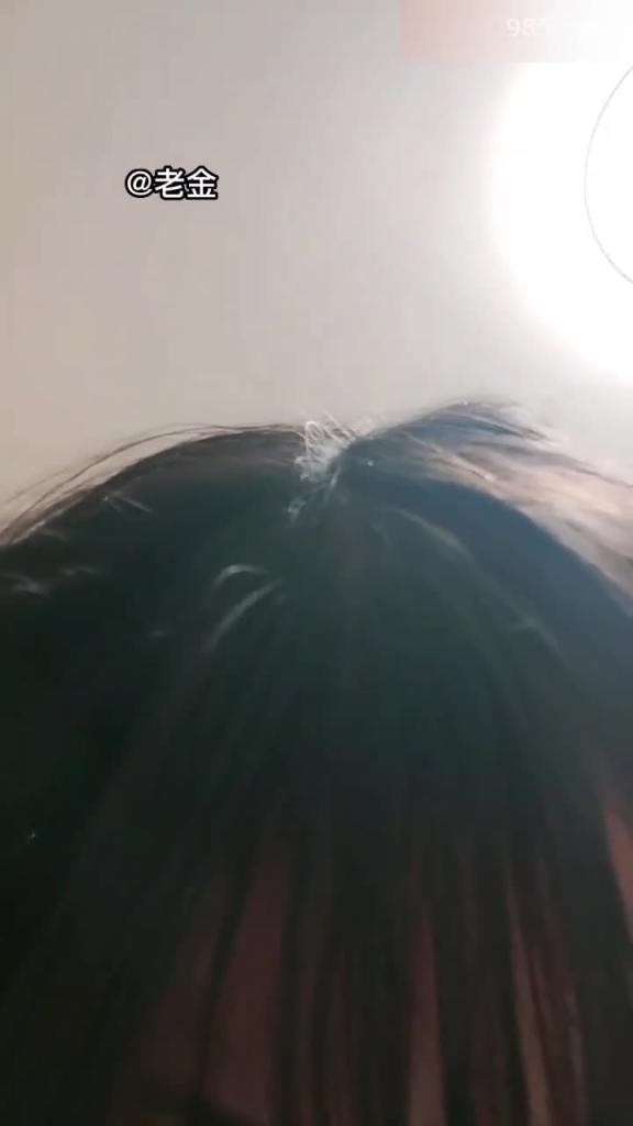 兄妹乱伦❤️妹妹140❤️趁父母不在家哥哥乱伦童颜巨乳娃娃脸妹妹 预览截图 7