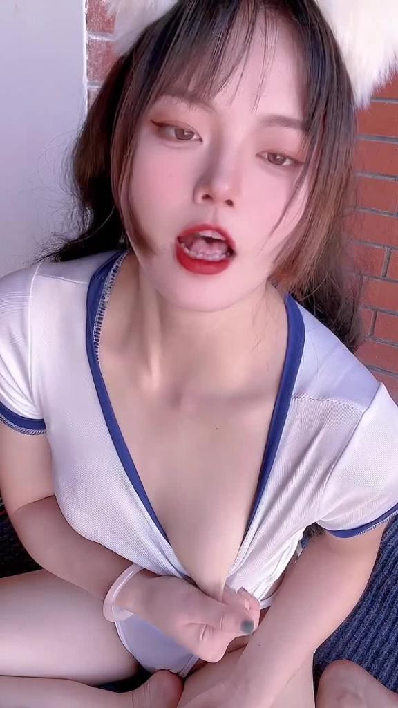芽芽-在做瑜伽的女儿 预览截图 5