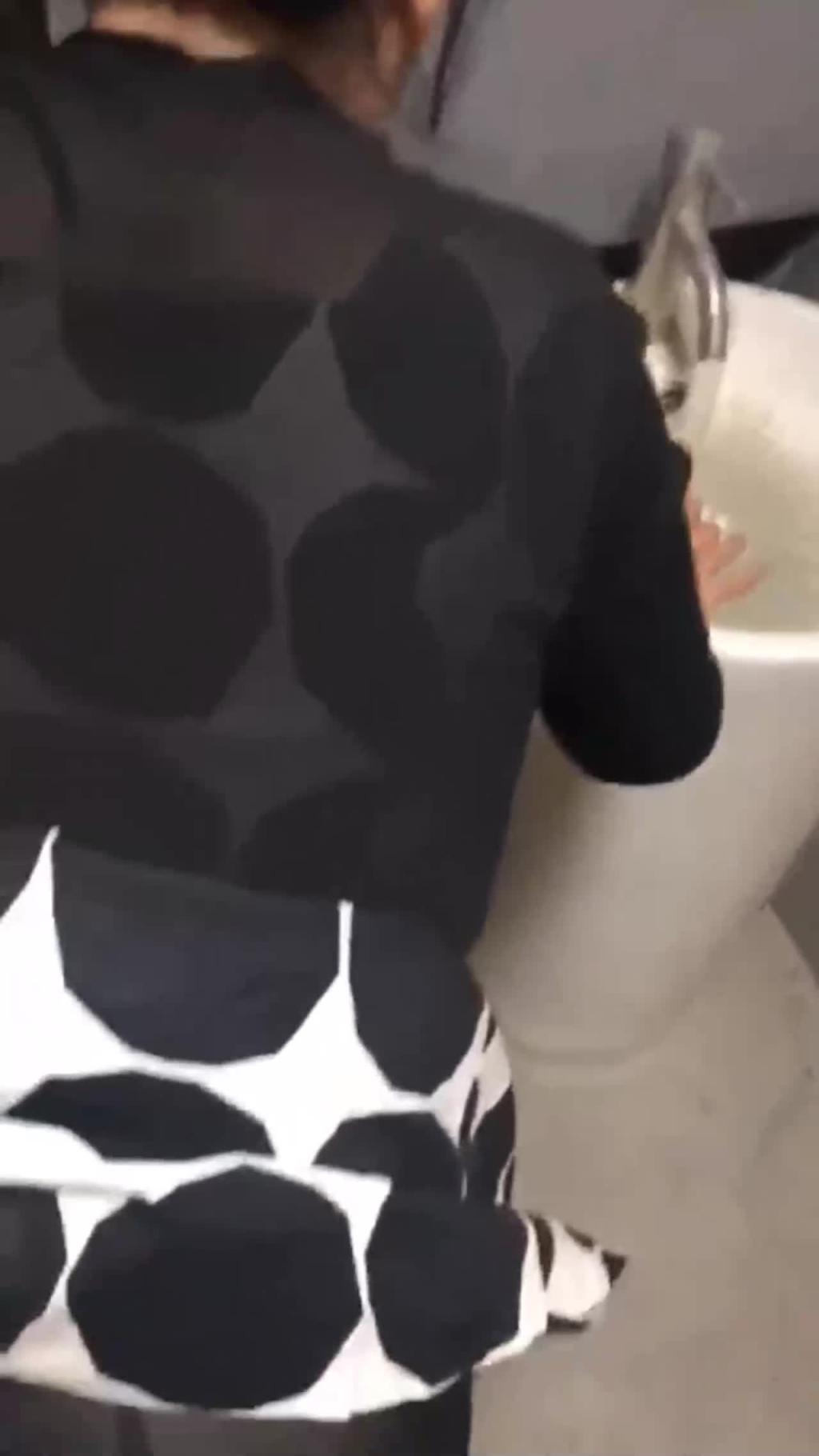 厕所后入，好喜欢 预览截图 7