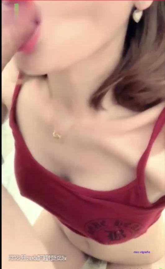 淫荡人妻少妇与老王偷情性爱 预览截图 2