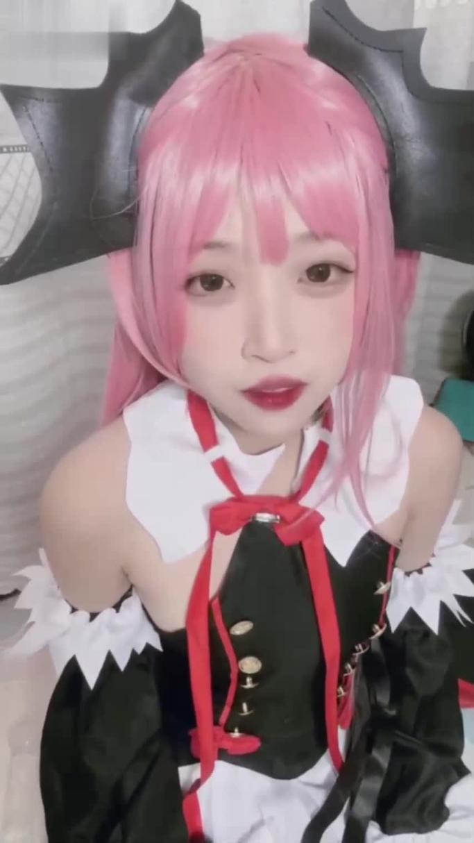 〖神探狸狸〕c.s克鲁鲁慢慢脱下衣服自慰视频粉穴一览无遗· 预览截图 2