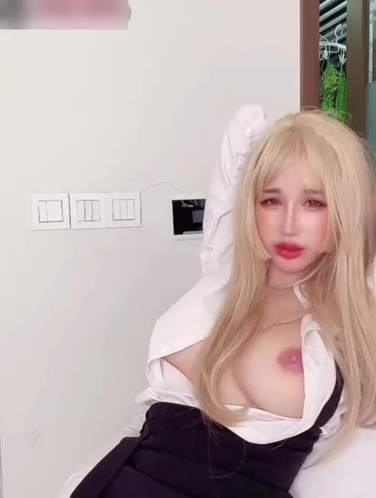 黑丝金发美女 预览截图 6