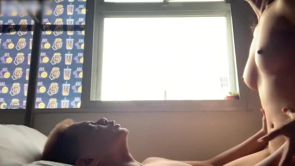 侧颜杀妹子被狂草半小时!和男友啪啪视频流出 丰胸密臀馒头穴极致性爱 年轻真好! 预览截图 10