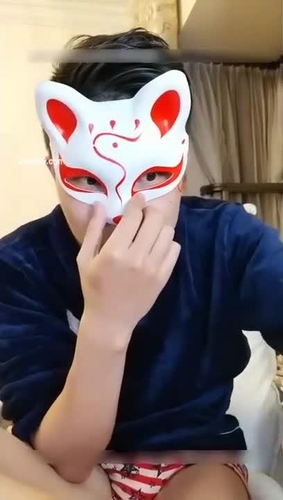 姐姐调教妹妹完双头龙 哥哥也来参战把姐姐肏到喷水 预览截图 12